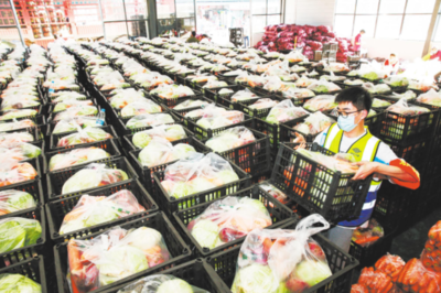 预先分拣打包 抵沪后可直接分发 襄阳160吨蔬菜支援上海